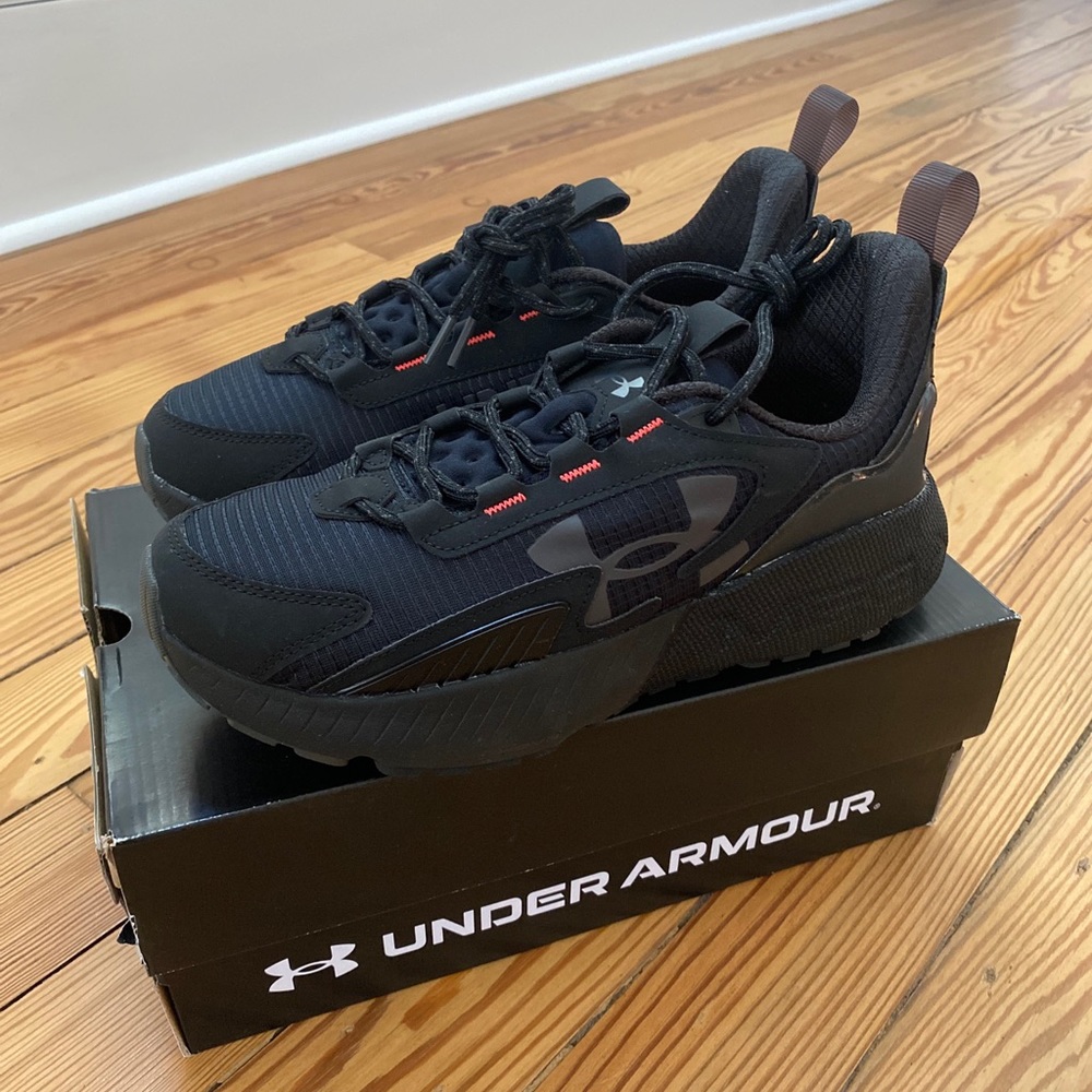 UnderArmour Unisex UA HOVR Mega 2 MVMNT Black M 8.5 / W 10 US RRP $135